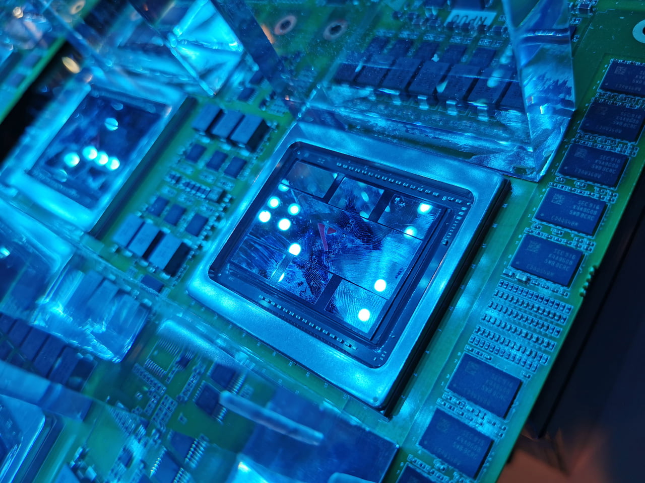 Serverové čipy Ascend 910 a Kunpeng 920 od Huawei