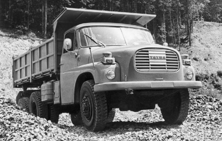 Autor: Archiv společnosti Tatra a.s. Tatra 148 přišla na trh jako následník populární „stoosmatřicítky“. Její výkony ještě zlepšila a tomu odpovídá i počet vyrobených jednotek.