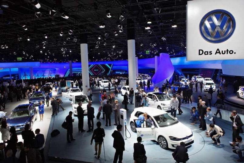 2011-03-co-se-pc599edstavuje-na-65-autosalonu-ve-franfurktuu-1.j