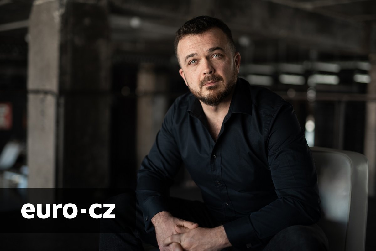 Čechům se na stavbách dělat nechce, dělníky sháníme až na Filipínách, říká šéf brněnského DOMOPLANU. Stavět plánuje i na Bali