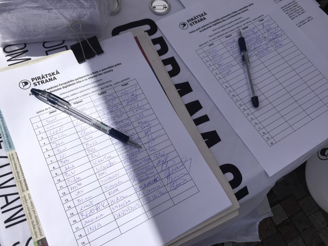 Demonstrace proti reformě copyrightu (články 11 a 13) v Praze