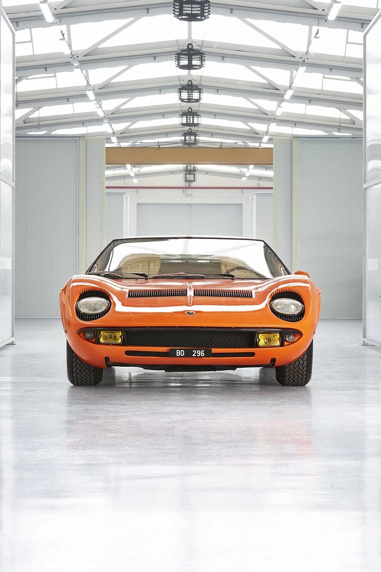 2019-05-lamborghini-miura_5.jpg