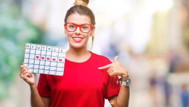 Běžný menstruační cyklus trvá u ženy zhruba 28 dní a pravidelně se opakuje každý měsíc. Mírné odchylky (tři až pět dnů) jsou v normě a není důvod k obavám.