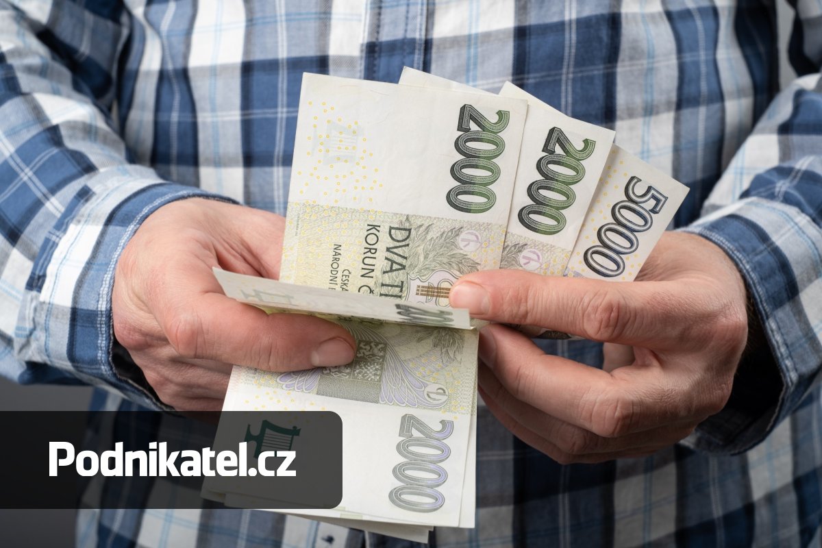 Padesát tisíc jako základ? Výpočet důstojné mzdy rozvířil sítě, lidé mluví o výsměchu