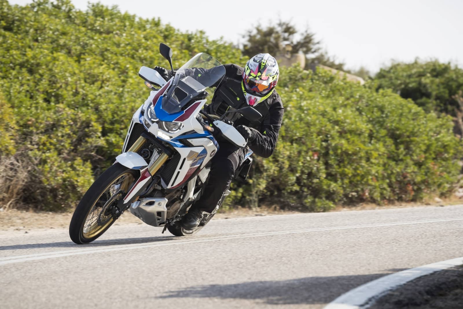 2020-01-HondaAfricaTwin120.jpg
