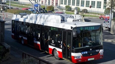 Náhledový obrázek - Dopravní podnik poslal do ulic elektrobusy. Zatím jen na zkoušku