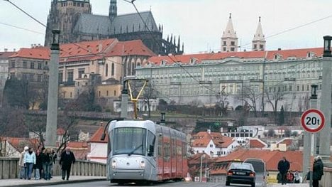 Náhledový obrázek - Praha klesla v žebříčku nejdražších nákupních tříd světa