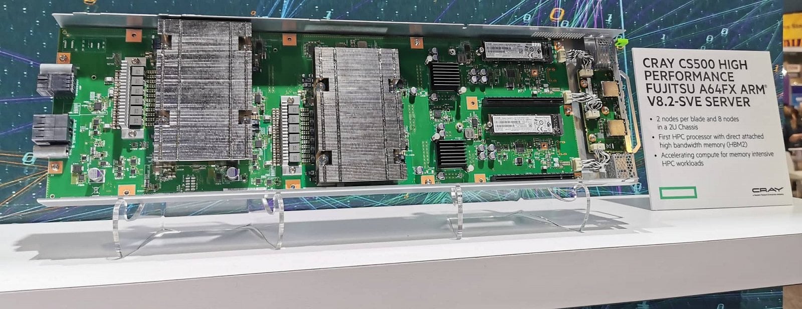 2020-05-Cray-CS500-s-procesory-Fujitsu-A64FX-Zdroj-AnandTech.jpg