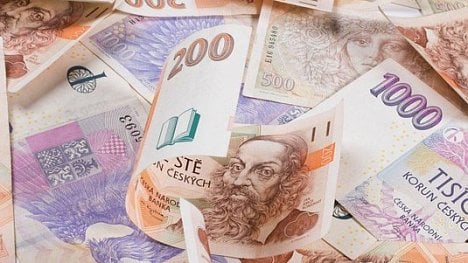 Náhledový obrázek - Dluhy domácností pokračují v růstu. V listopadu vystoupaly na 1,527 bilionu