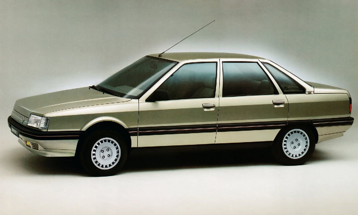 Renault 21 u nás koncem 80. let působil jako monument: jednoduché a elegantní linie, nevtíravé barevné odstíny a jedinečný komfort