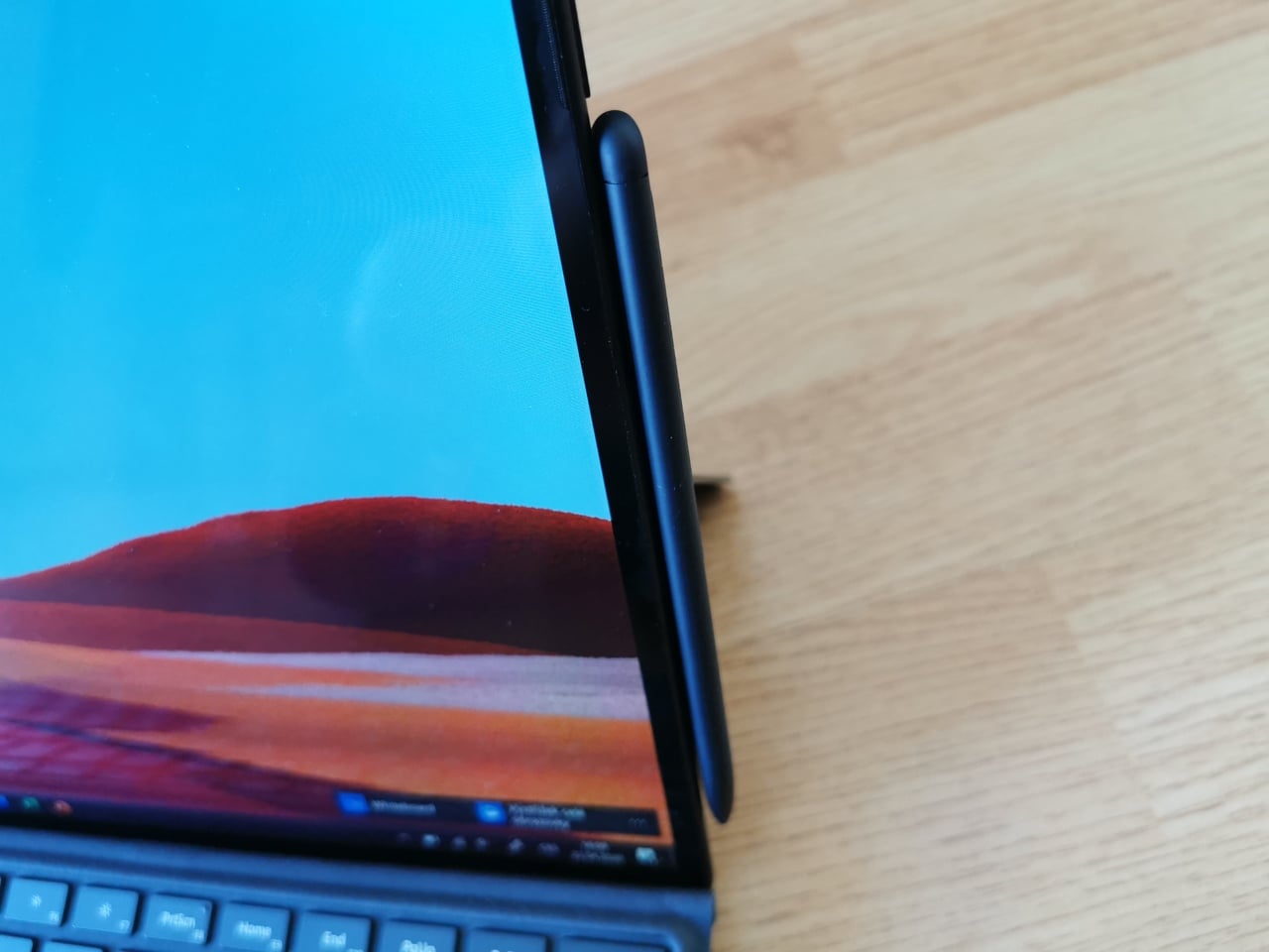 Microsoft Surface Pro X: počítač s Windows 10 a procesorem ARM