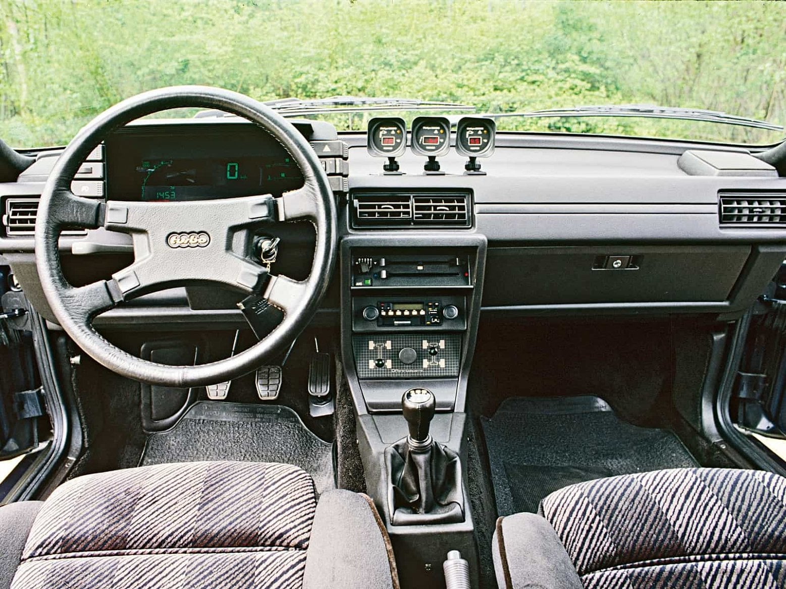 2019-04-1983-audi_quattro_9.jpg