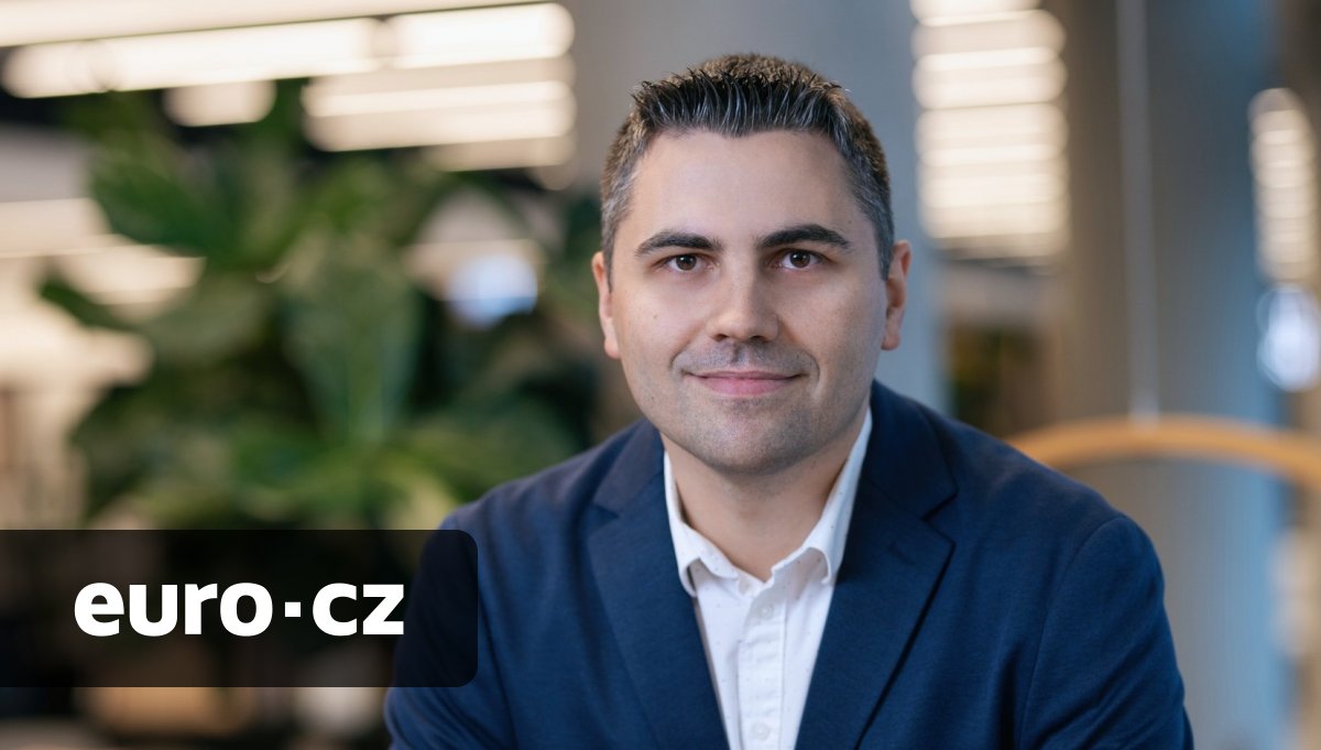 Nemovitosti ztrácí lesk, na scénu nastupují akcie a ETF. Mladí Češi přepisují pravidla investování, Revolut ukazuje generační zlom