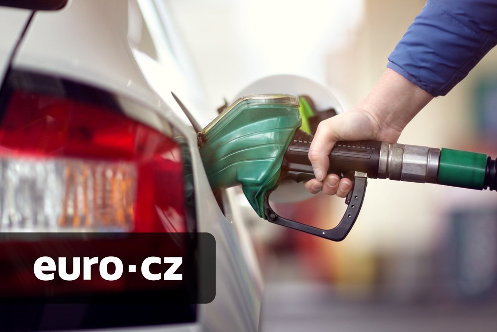 Tradiční vzorce pro předpověď cen ropy přestávají stačit. Českým řidičům by se ale tankování příliš zdražit nemělo, říká šéf Malcom Finance