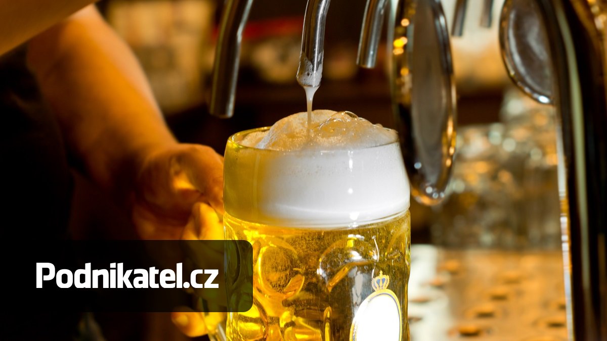 Pivovary na podzim zdražují, od ledna výrazně podraží kvůli DPH i čepované pivo