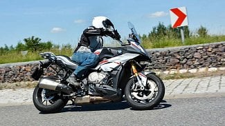 Náhledový obrázek - Test BMW S 1000 XR: Superbike na chůdách