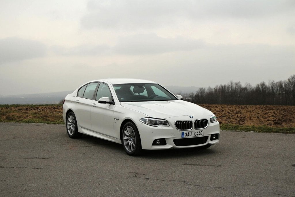 2013-10-bmw-520xdrive-75.jpg