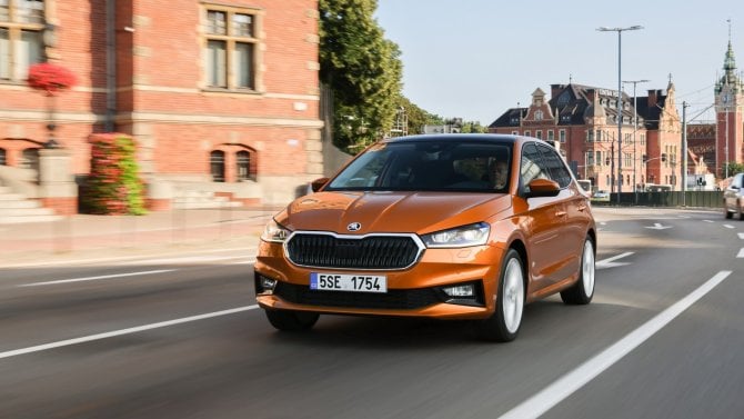 Skončit má Škoda Fabia i 4 modely Porsche: tristní situace Volkswagenu nebude jen o propouštění
