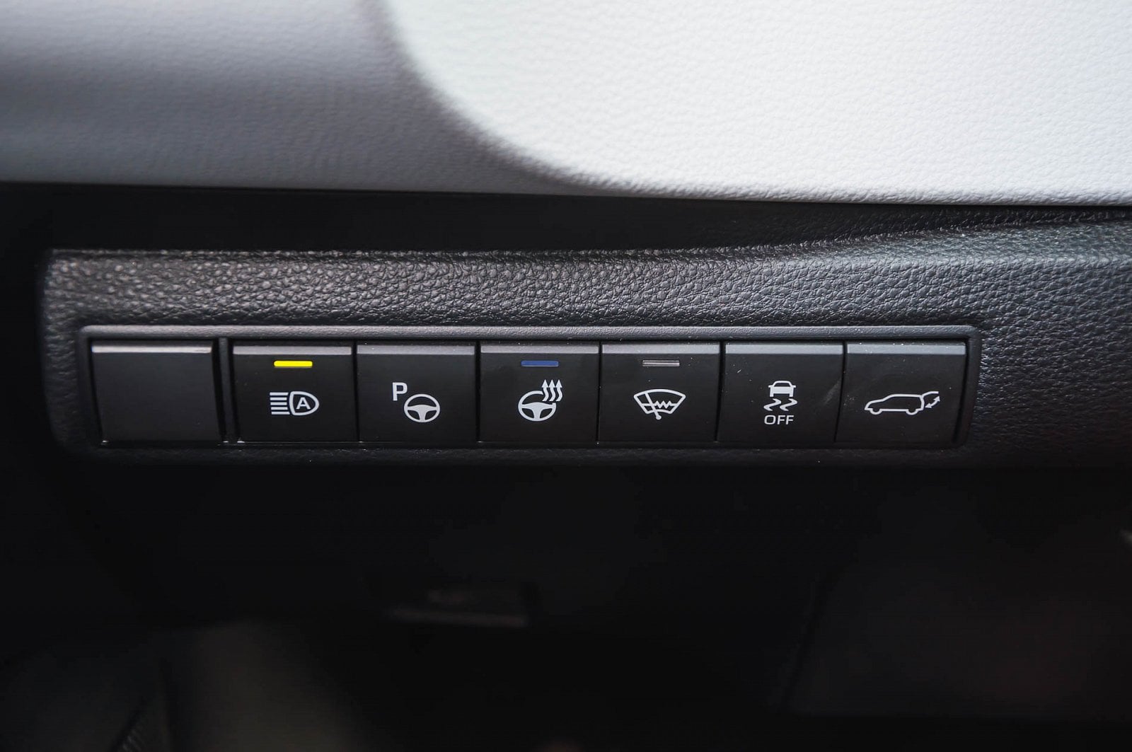 2019-07-toyota-corolla-touring-sports-28-of-29.jpg