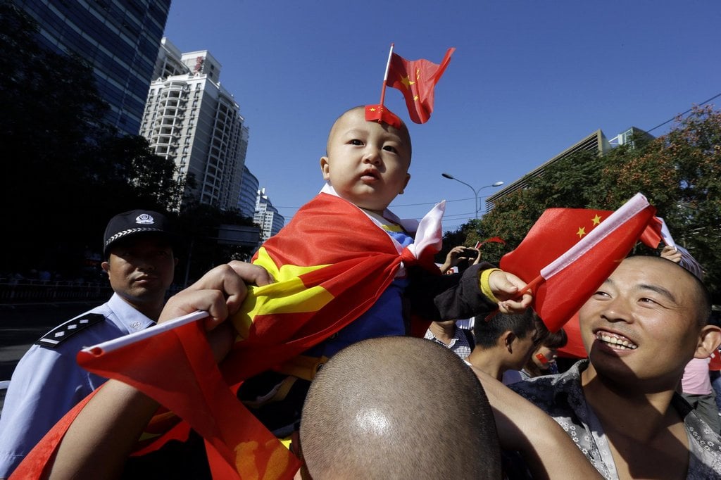 2018-11-c48dc3adc588anc3a9-vyc5a1li-do-ulic-demonstrovat-proti-j