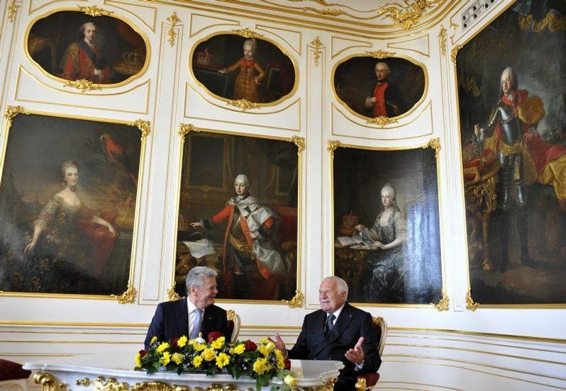 2009-11-nc49bmeckc3bd-prezident-joachim-gauck-na-prac5beskc3a9m-