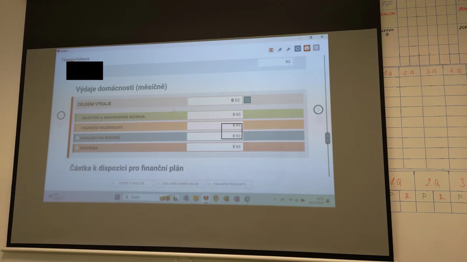 Součástí otevření účtu v bance je i základní finanční analýza. (14. 3. 2024)