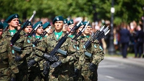 Náhledový obrázek - Polsko navýší výdaje na obranu nad stanovené minimum i kvůli „hrozbě z Východu“