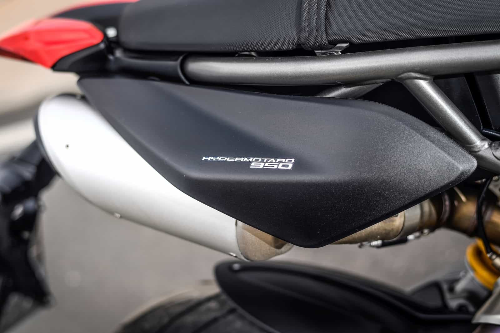 2019-06-Hypermotard_950_Static-25.jpg