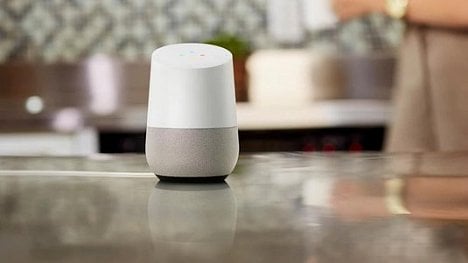 Náhledový obrázek - Google Assistant letos zamíří do Česka. Možná za vás bude umět i telefonovat