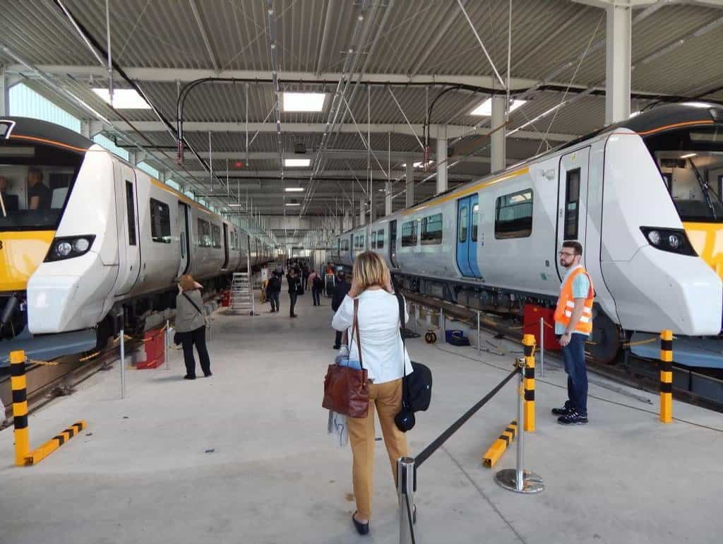 2017-03-novc3a9-soupravy-siemens-urc48denc3a9-pro-britskou-metro