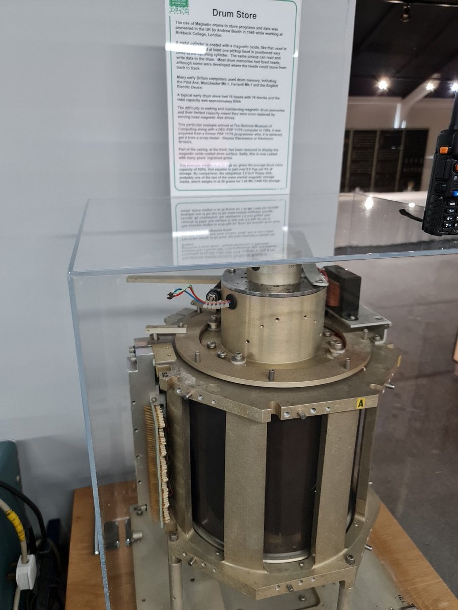 Turing, Colossus, Enigma: počítačové muzeum v Bletchley Park