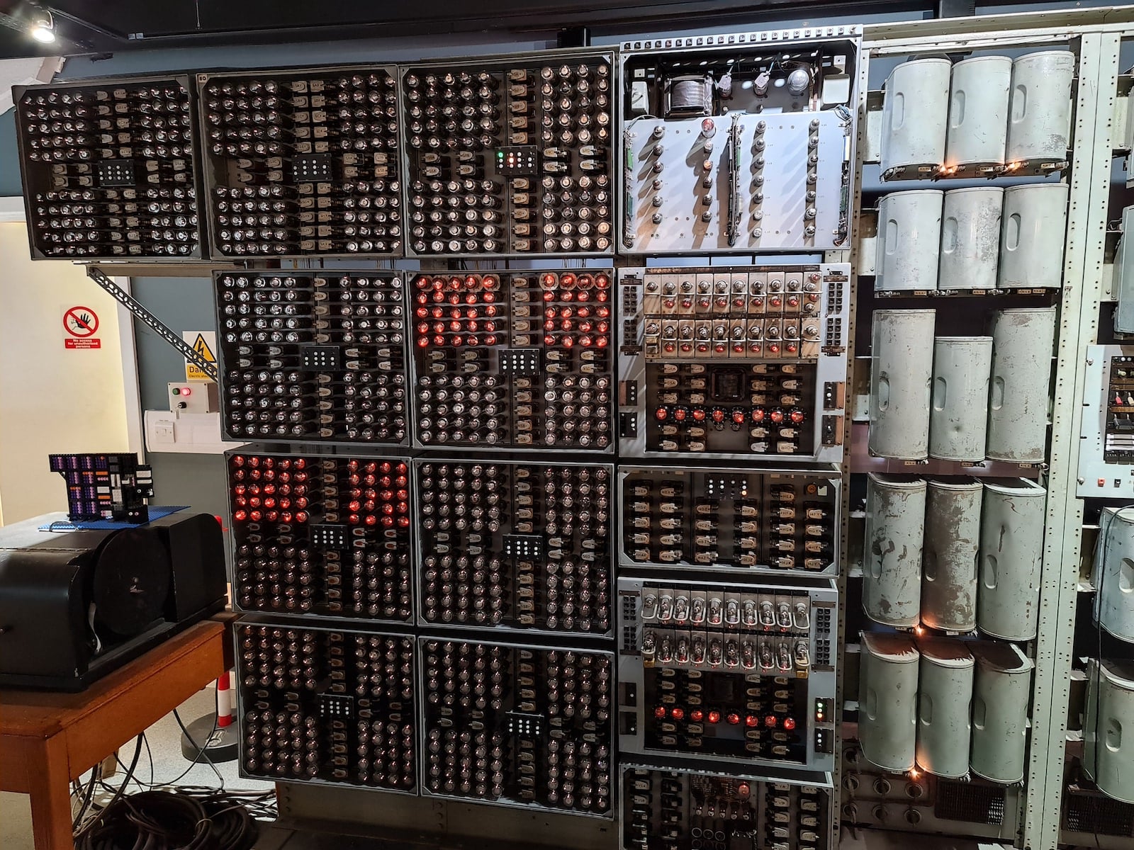 Turing, Colossus, Enigma: počítačové muzeum v Bletchley Park