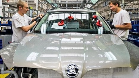 Náhledový obrázek - Automobilky mají za sebou rekordní rok. Letos má růst zpomalit