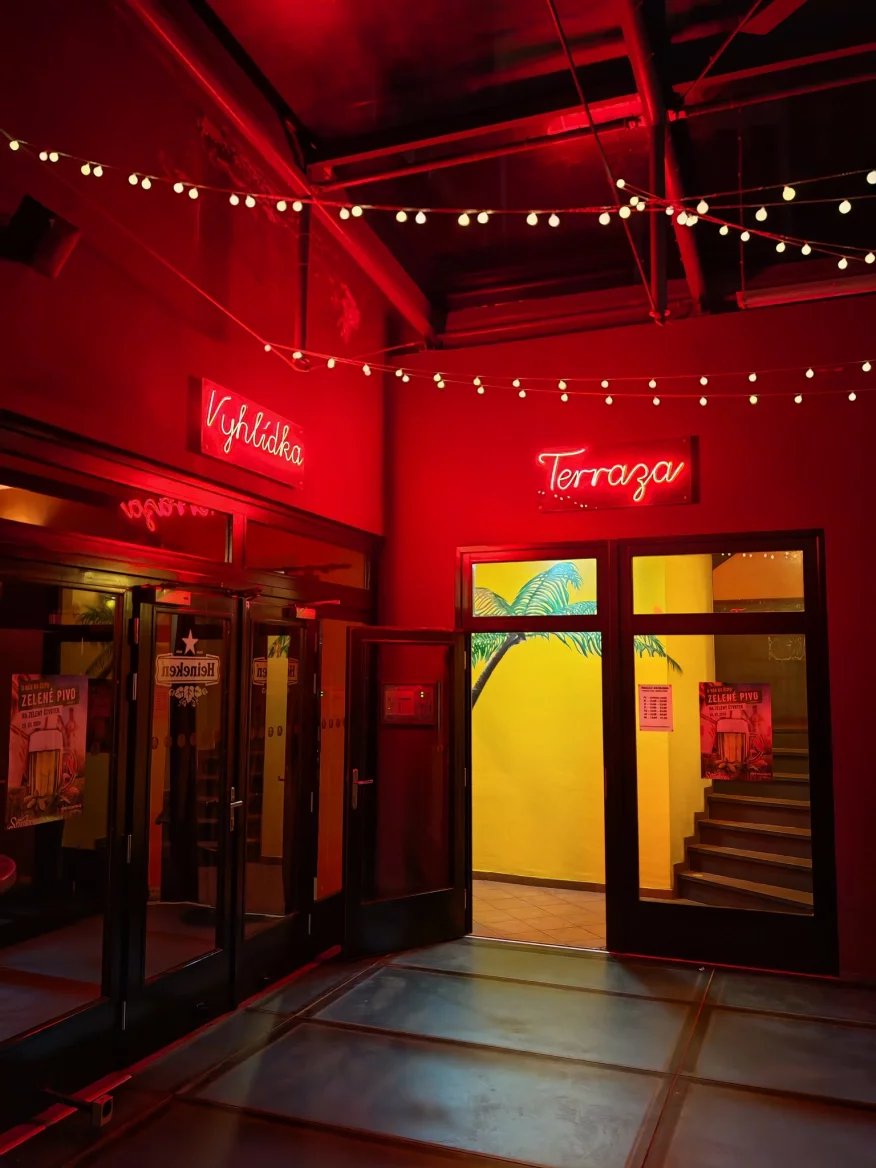 Hlavní 50Mpx fotoaparát