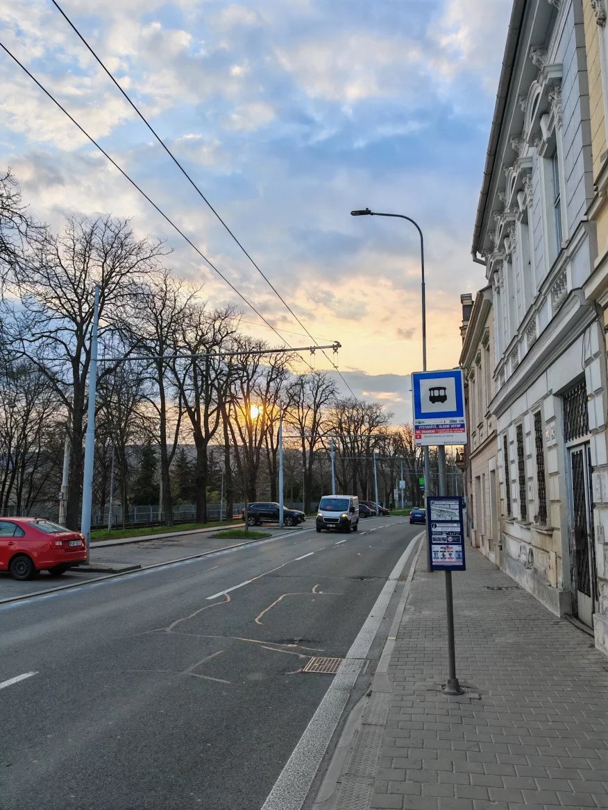 Hlavní 50Mpx fotoaparát