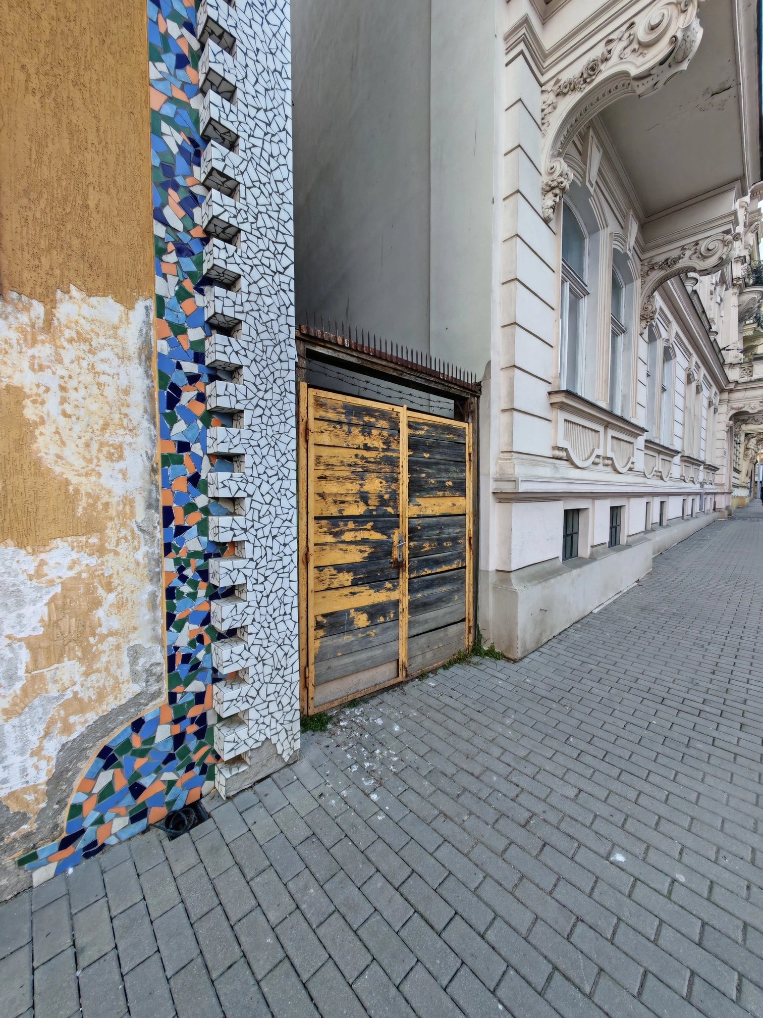 Ultraširokoúhlý 50Mpx fotoaparát