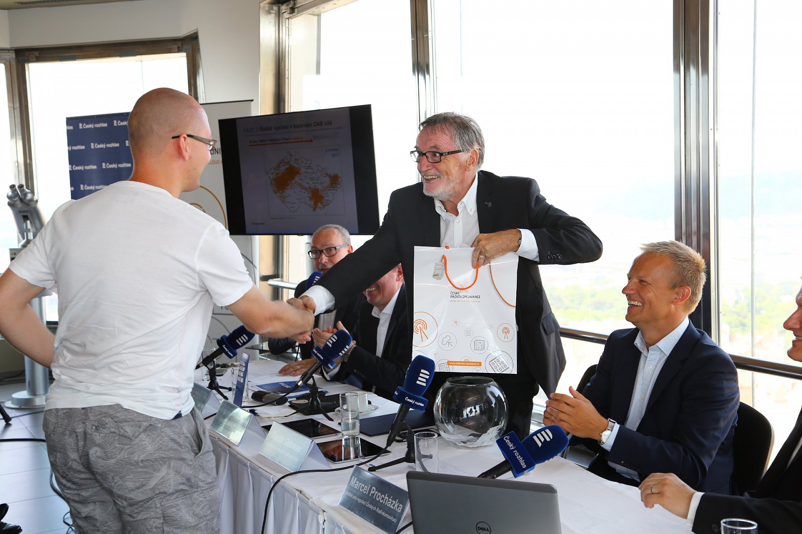 Český rozhlas slavnostně spustil DAB vysílání z vysílače Žižkov