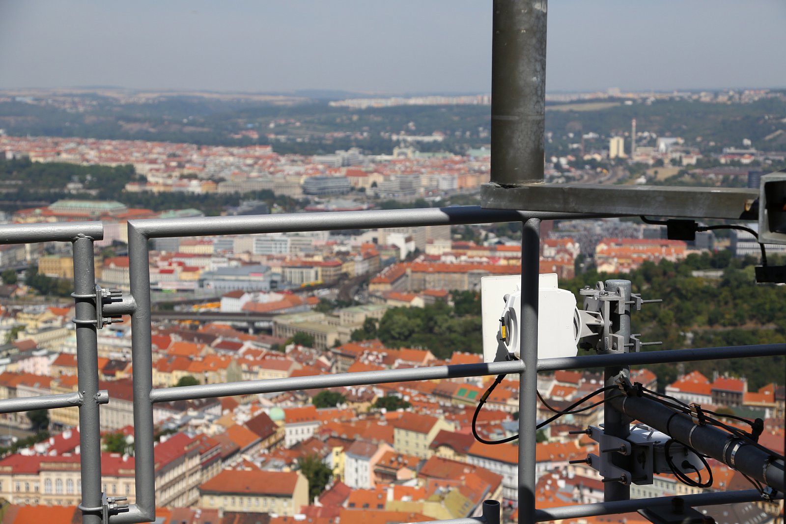 Český rozhlas slavnostně spustil DAB vysílání z vysílače Žižkov