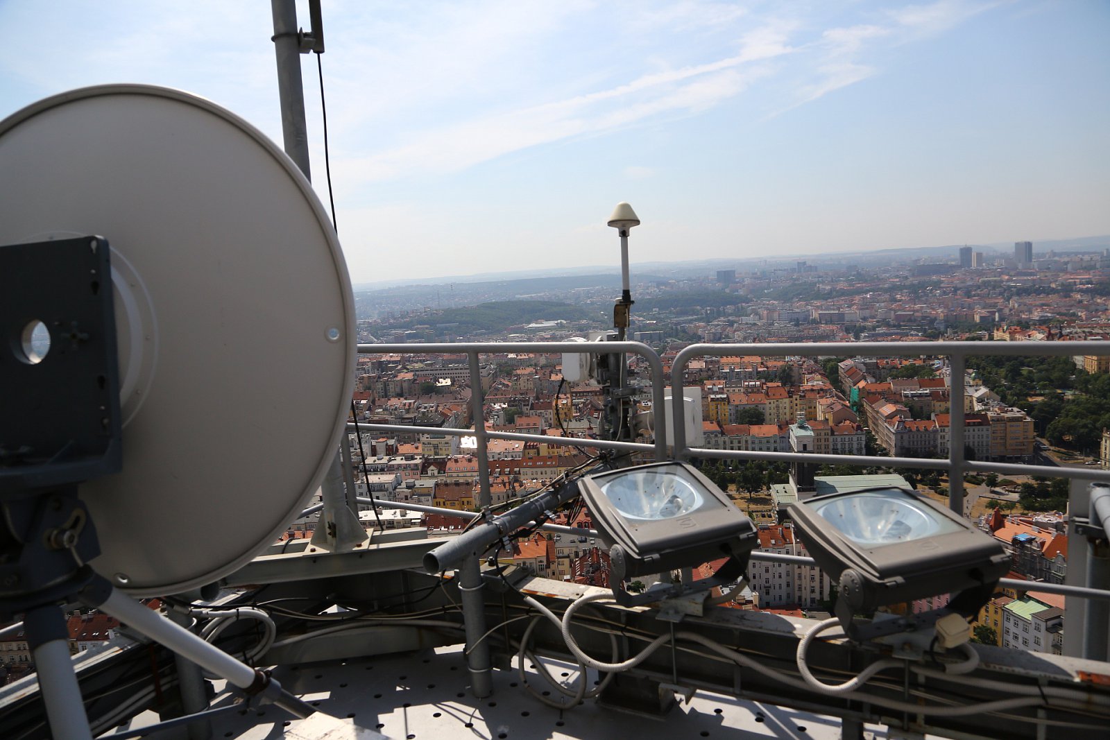 Český rozhlas slavnostně spustil DAB vysílání z vysílače Žižkov