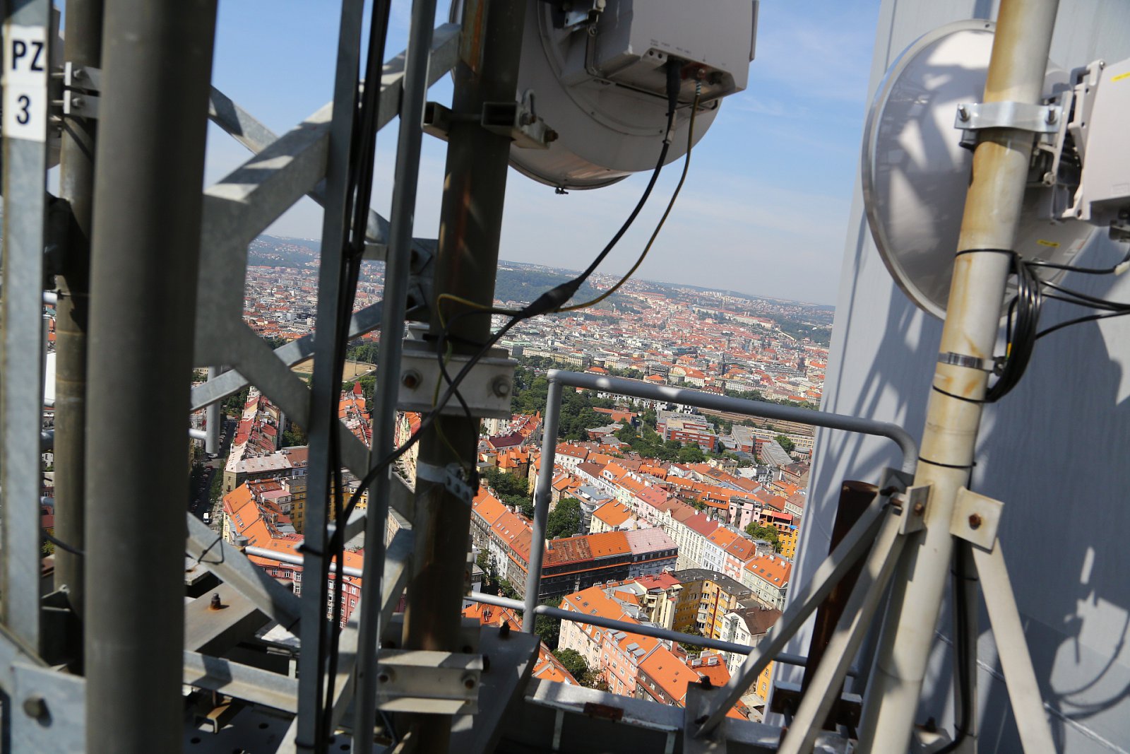 Český rozhlas slavnostně spustil DAB vysílání z vysílače Žižkov