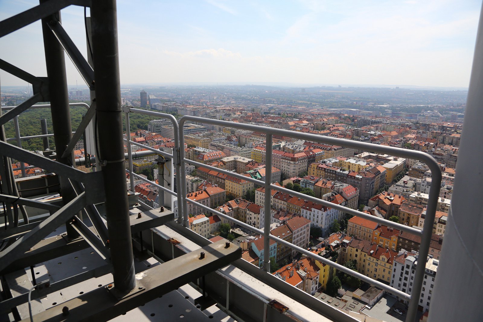 Český rozhlas slavnostně spustil DAB vysílání z vysílače Žižkov