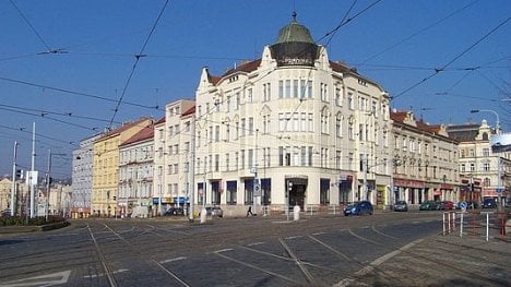 Náhledový obrázek - Dopravní podnik nasadí z Palmovky do Letňan elektrobusy. Jde o test