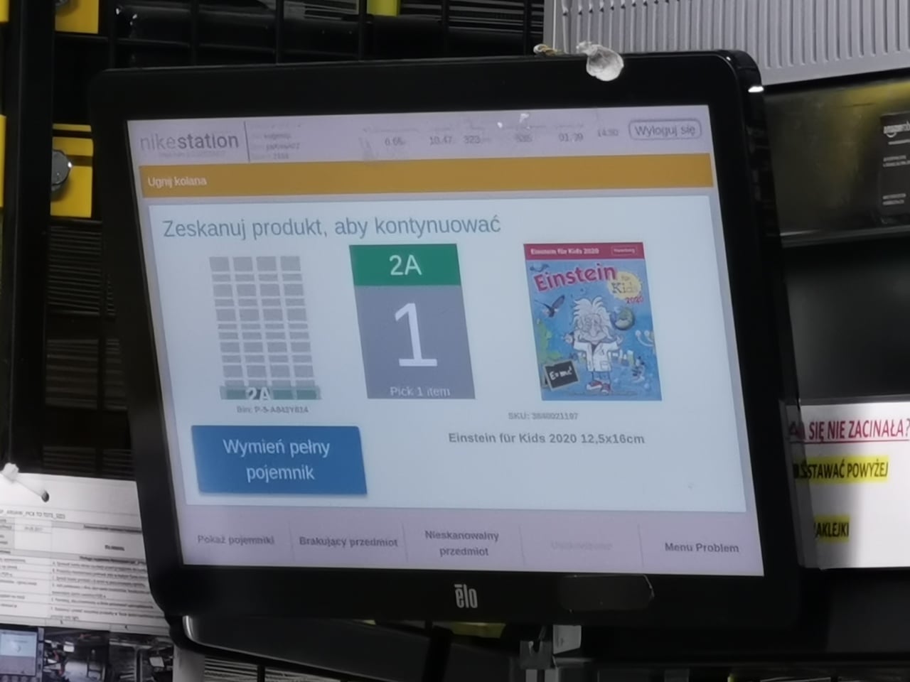 Robotické distribuční centrum Amazonu v polském Štětíně