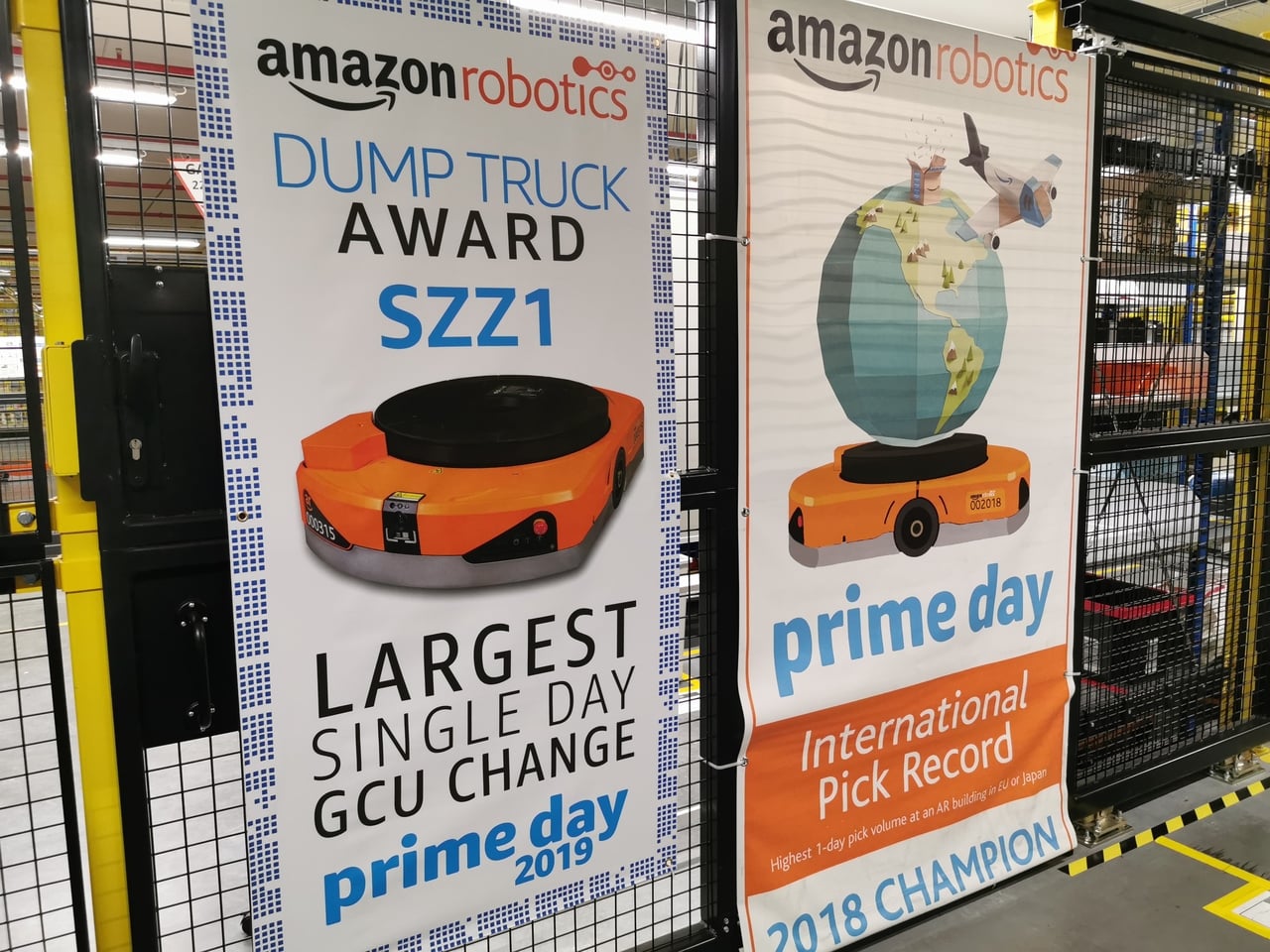 Robotické distribuční centrum Amazonu v polském Štětíně