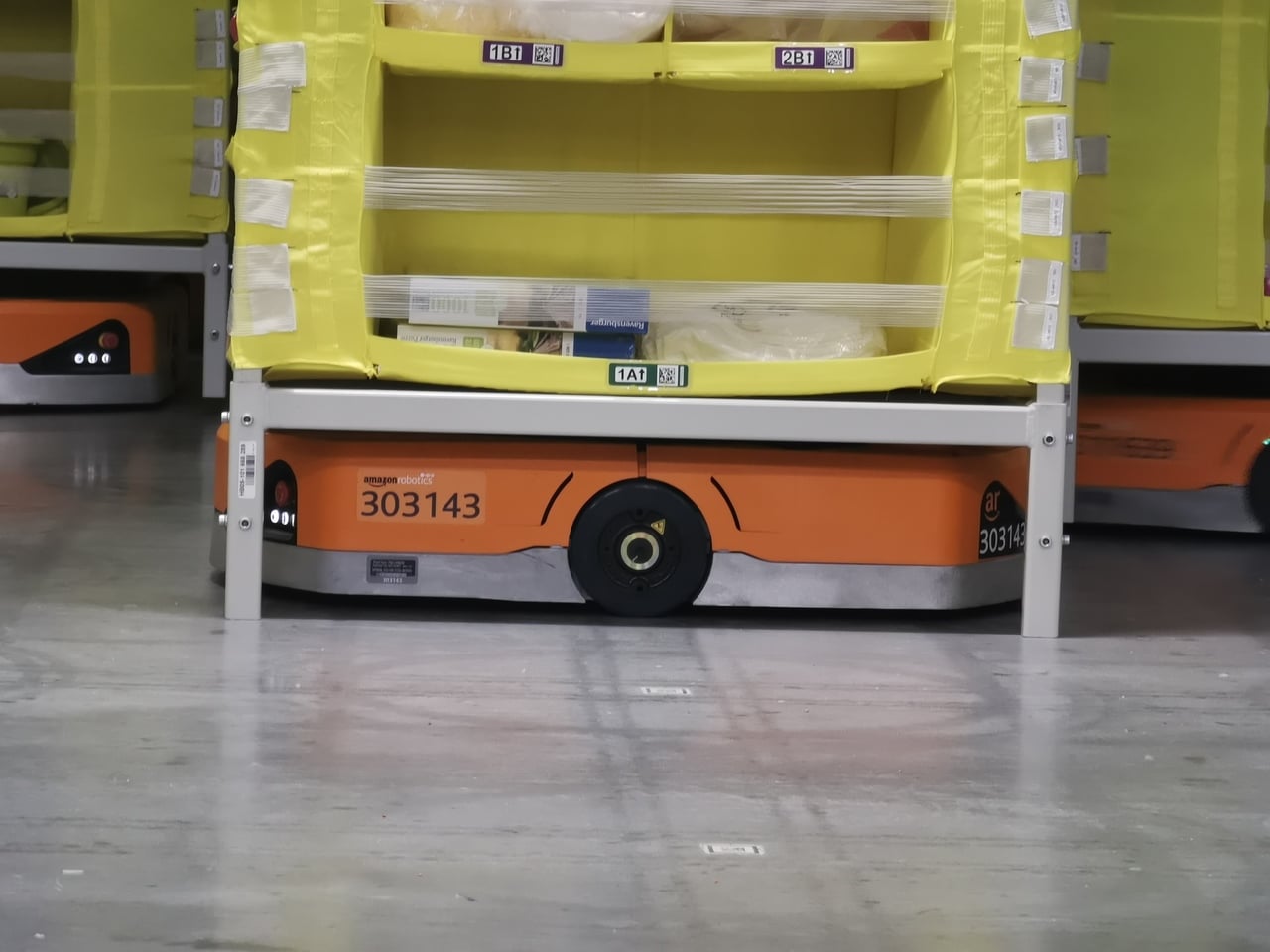 Robotické distribuční centrum Amazonu v polském Štětíně