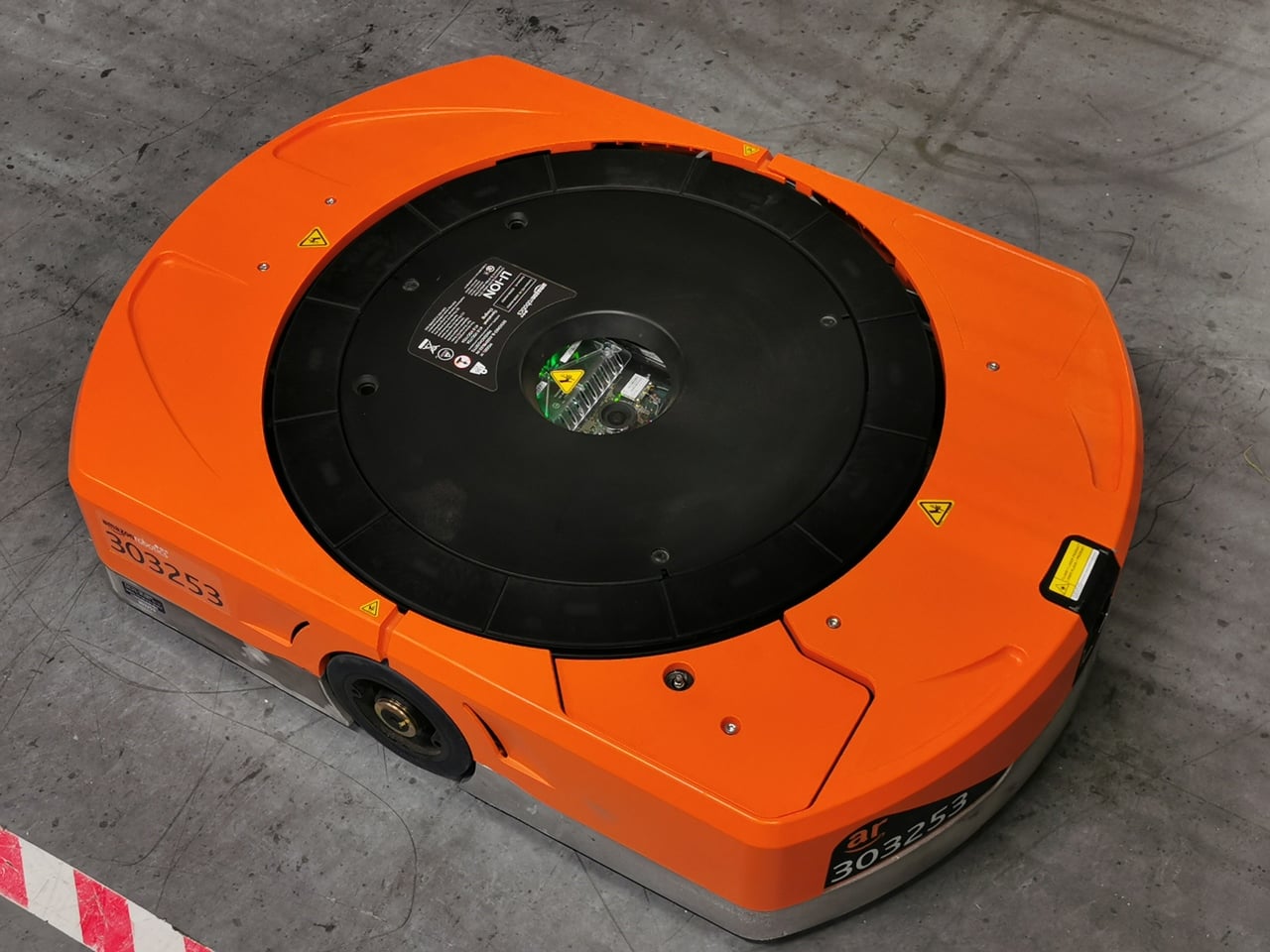 Robotické distribuční centrum Amazonu v polském Štětíně