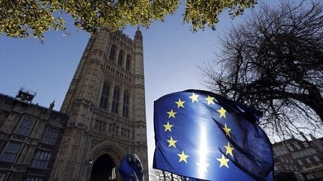 Náhledový obrázek - Právo k pobytu v Británii po brexitu už získal milion občanů zemí Evropské unie