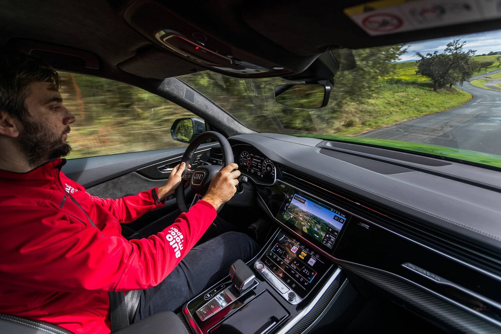 2020-10-bmw-x5-vs-audi-rs-q8-27.jpg