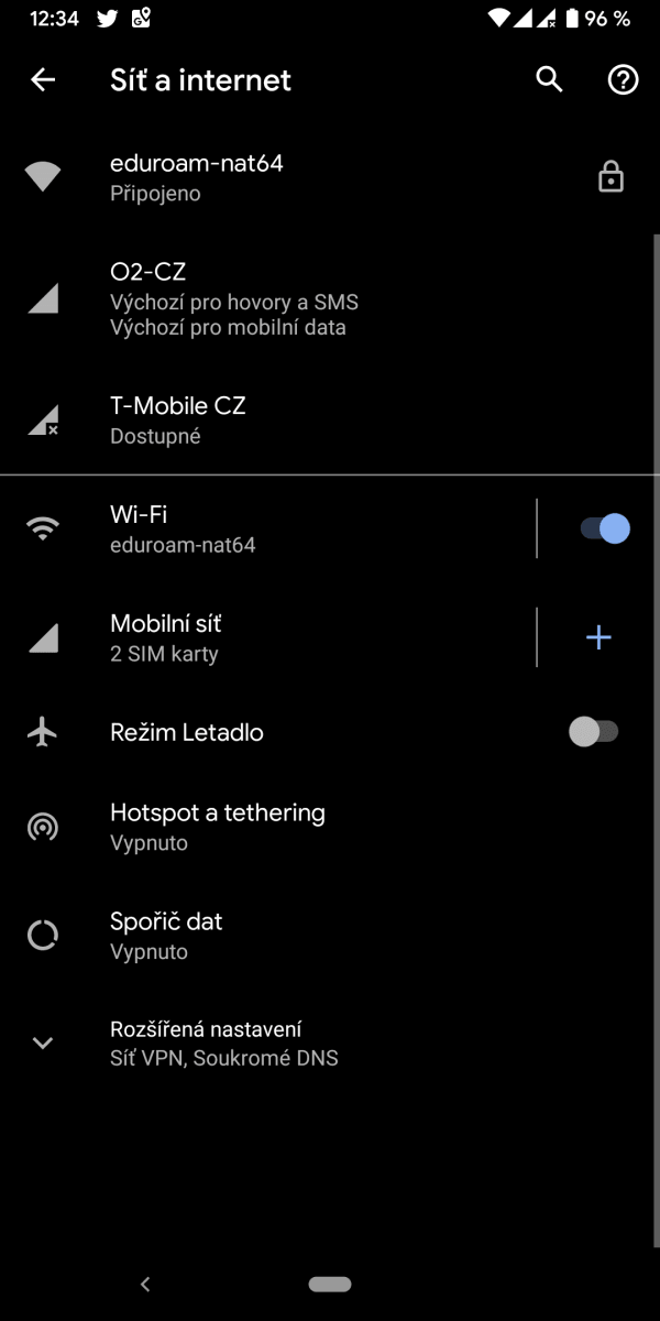 Ověřeno, E-SIM skutečně funguje, zatím s českým T-Mobile.