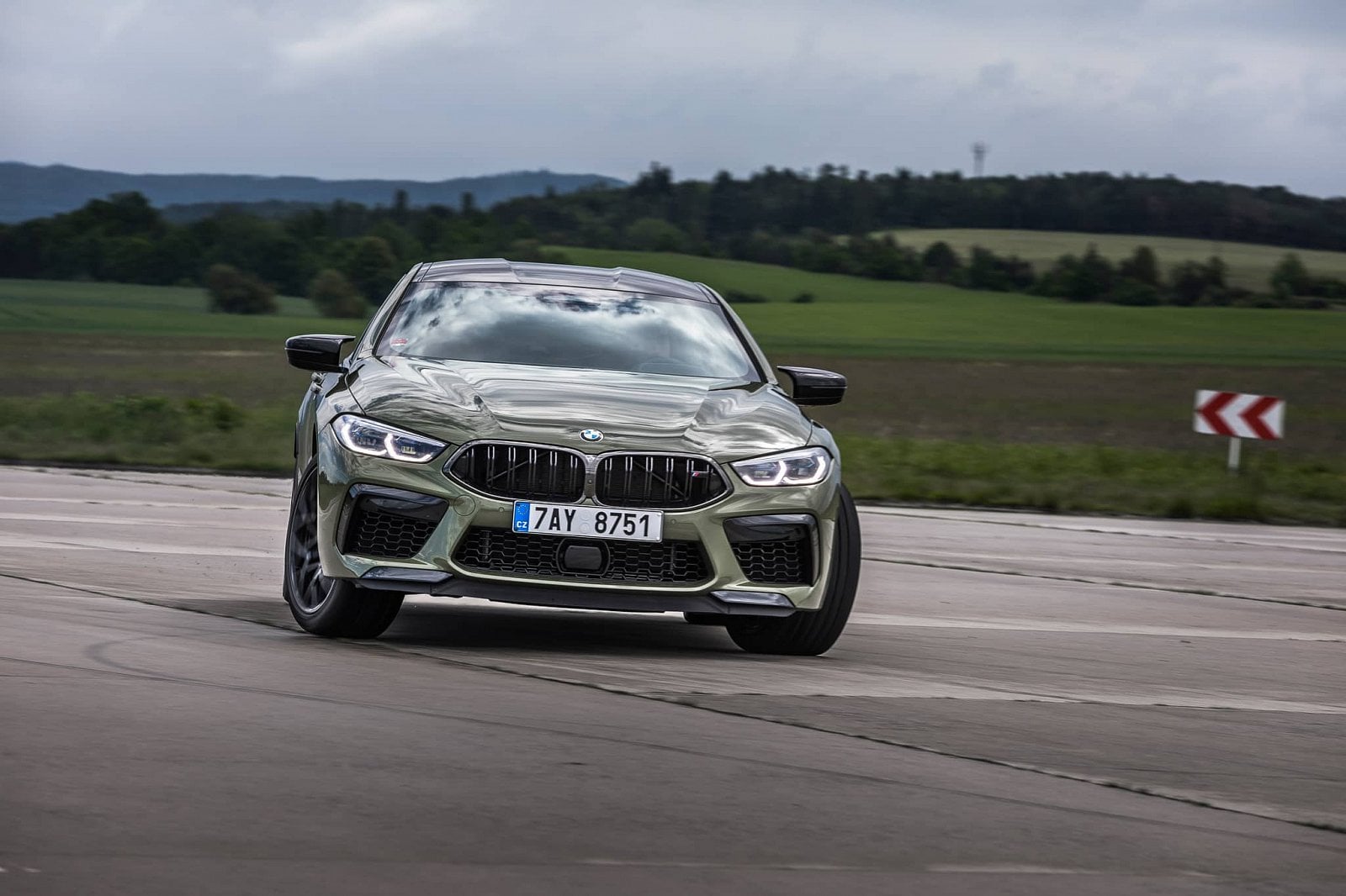 2020-08-bmw-m8-gc-2.jpg